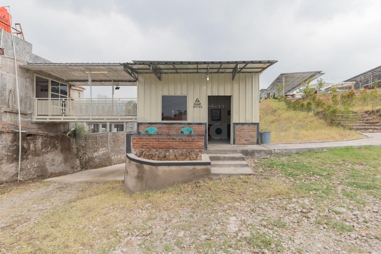 Pondok Hefi Ciwidey Mitra Reddoorz Exterior photo